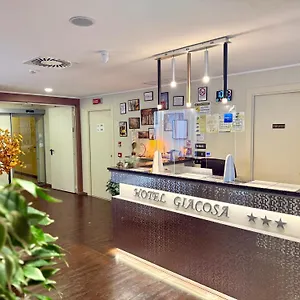 *** Otel Giacosa İtalya