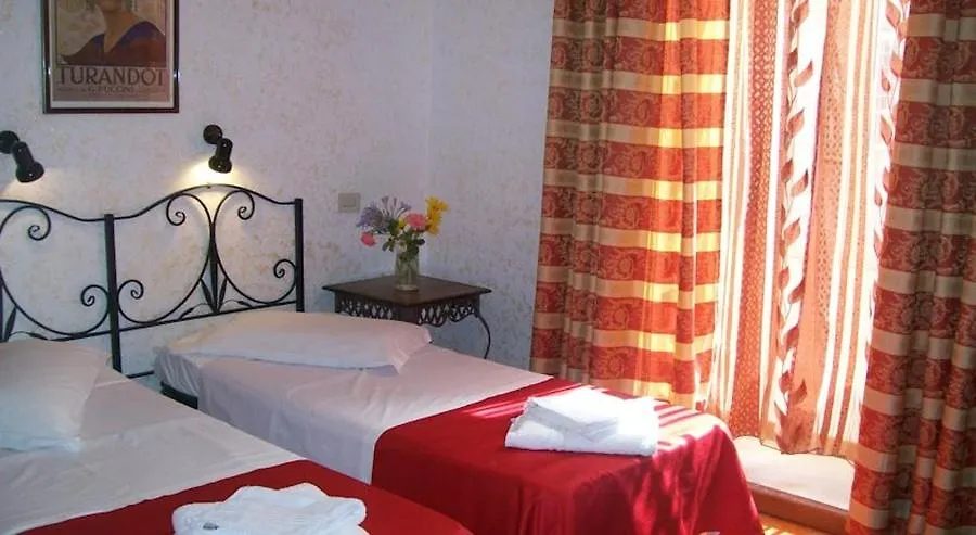 Hotel Alexis Rom 2*,  Italien